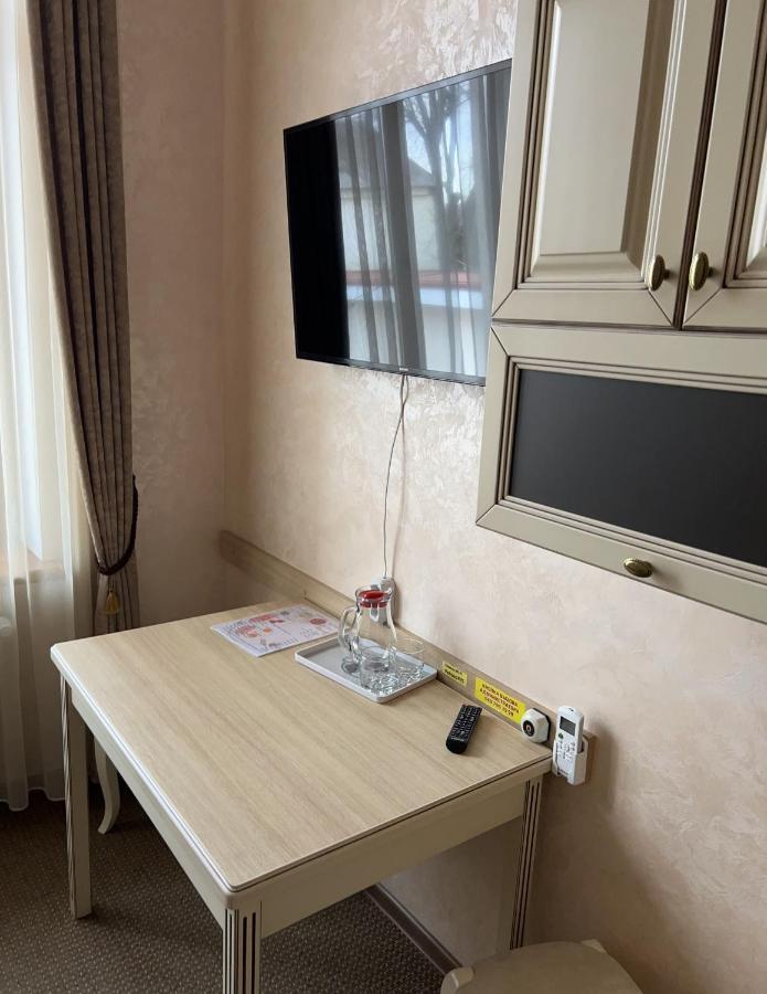 Гостиный Двор Надежда Hotel Khlibodarske Luaran gambar