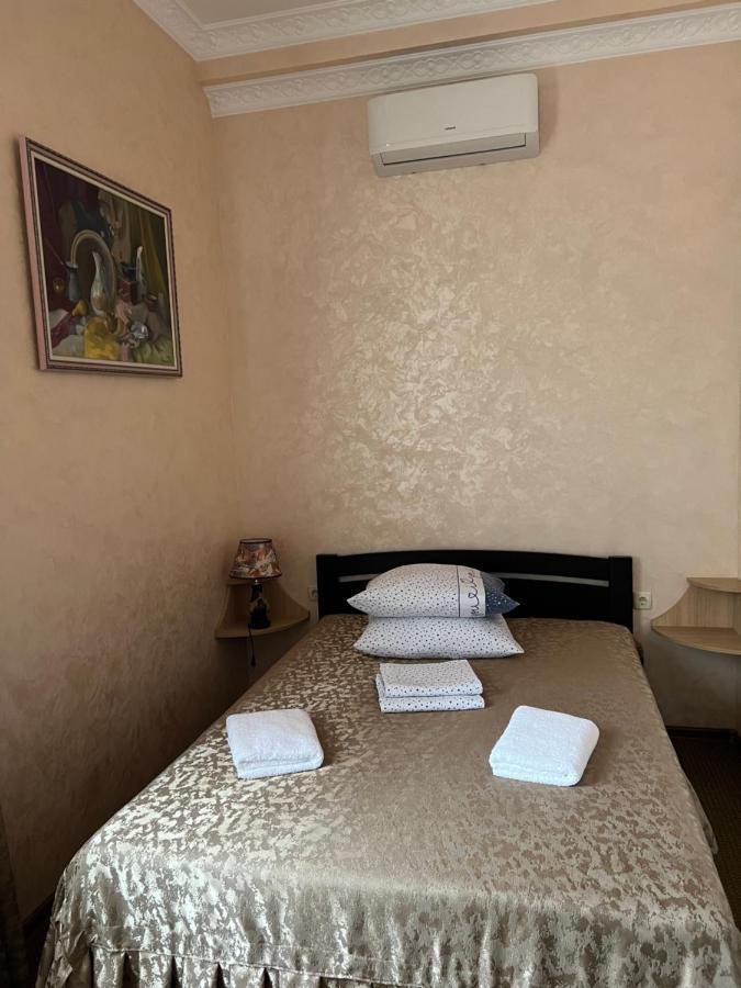 Гостиный Двор Надежда Hotel Khlibodarske Luaran gambar