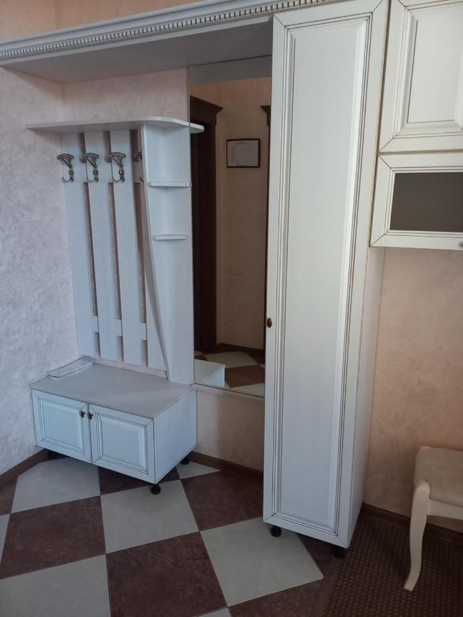 Гостиный Двор Надежда Hotel Khlibodarske Luaran gambar