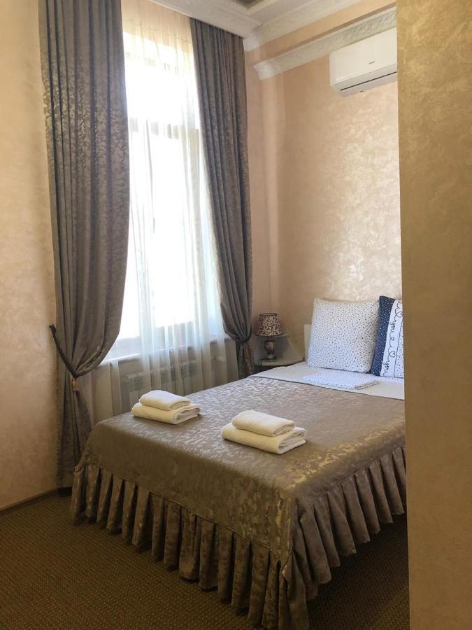 Гостиный Двор Надежда Hotel Khlibodarske Luaran gambar